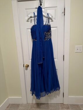 Elegant Royal Blue Prom Dress with Beaded Bodice